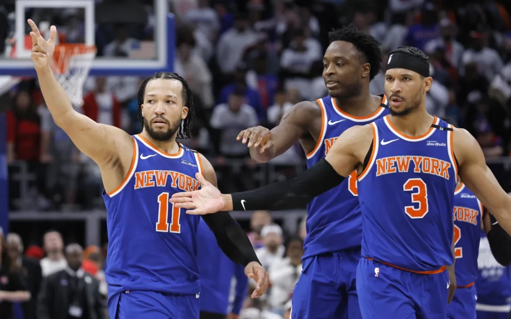 brunson-guia-a-los-knicks-a-la-segunda-ronda-con-un-triple-decisivo-y-40-punto