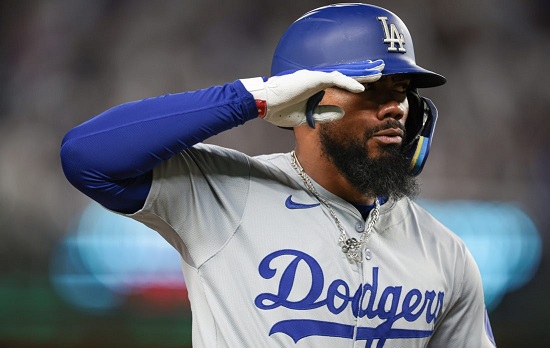 teoscar-regresa-con-dodgers;-oscar-gonzalez-queda-libre-en-jornada-de-movimientos-en-mlb