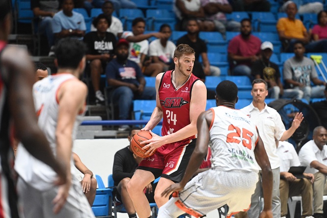los-indios-quitan-invicto-a-los-caneros-en-la-super-liga-lnb