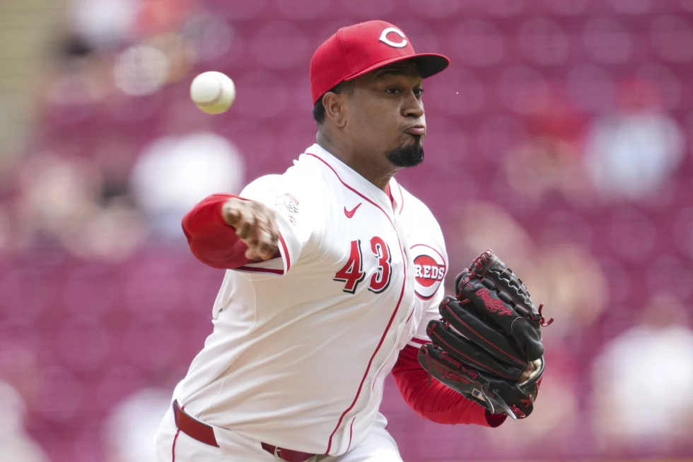 los-dodgers-adquieren-al-relevista-alexis-diaz 