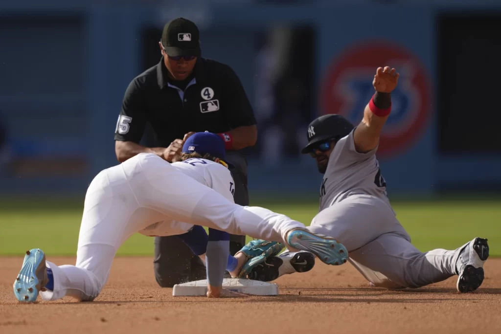 yankees:-dominguez-se-lastima-el-pulgar-y-weaver-sufre-molestia-en-la-corva