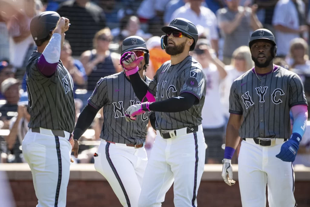 alonso-y-nimmo-lideran-paliza-de-los-mets-a-los-yankees-en-serie-del-subway.-todos-los-resultados-ml