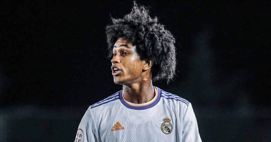 peter-gonzalez,-de-rd,-en-el-xi-ideal-de-la-copa-oro