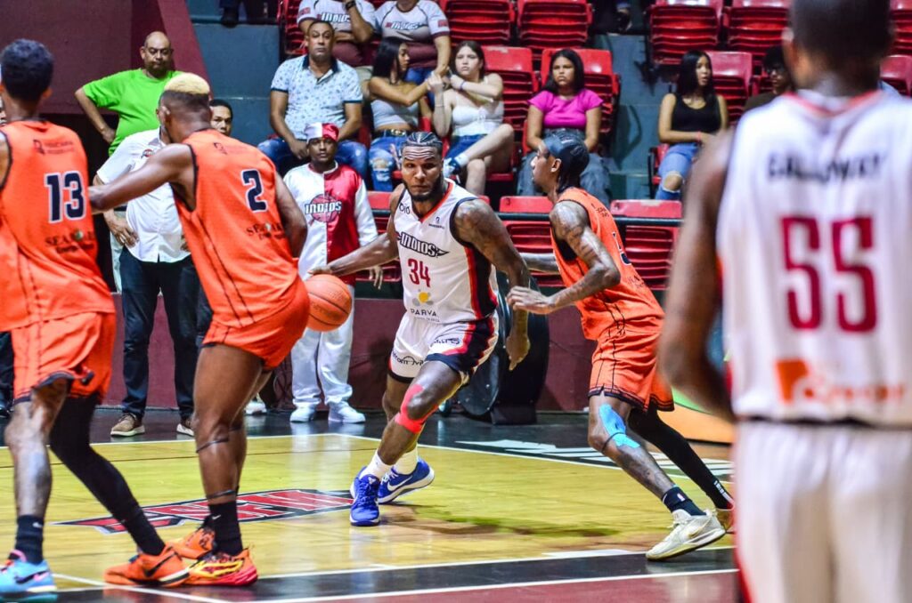 los-indios-olfatean-la-clasificacion-con-dominio-ante-caneros- 