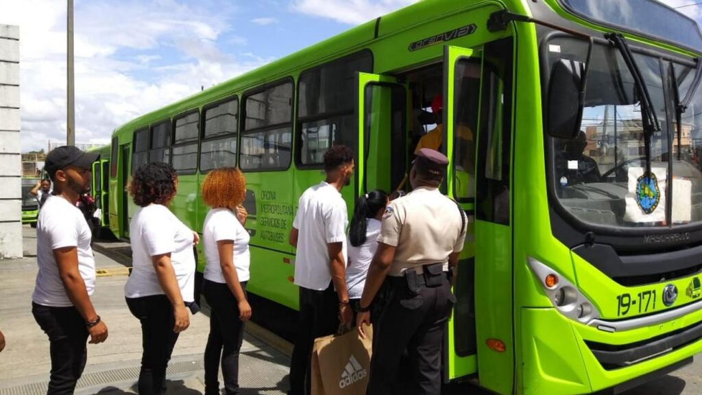 omsa-ofrecera-transporte-gratuito-en-villa-mella-durante-suspension-parcial-del-metro