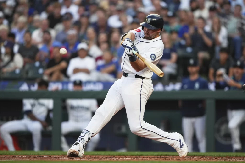 raleigh-pego-hr-39,-montas-gano,-marineros-frenan-a-milwaukee.-mets-remontan-ante-angelino 