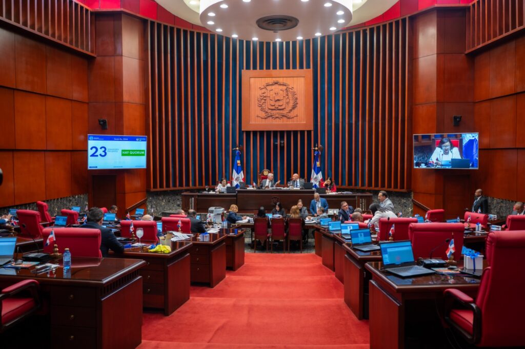 senado-decide-hoy-si-deja-morir-o-no-el-codigo-penal-dominicano