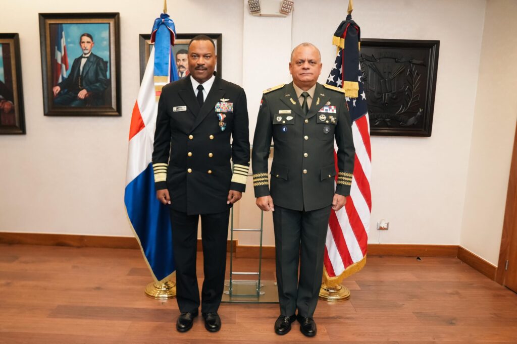 comando-sur-de-eeuu.-y-ministerio-de-defensa-de-rd-fortalecen-cooperacion-estrategica-y-de-seguridad-regional