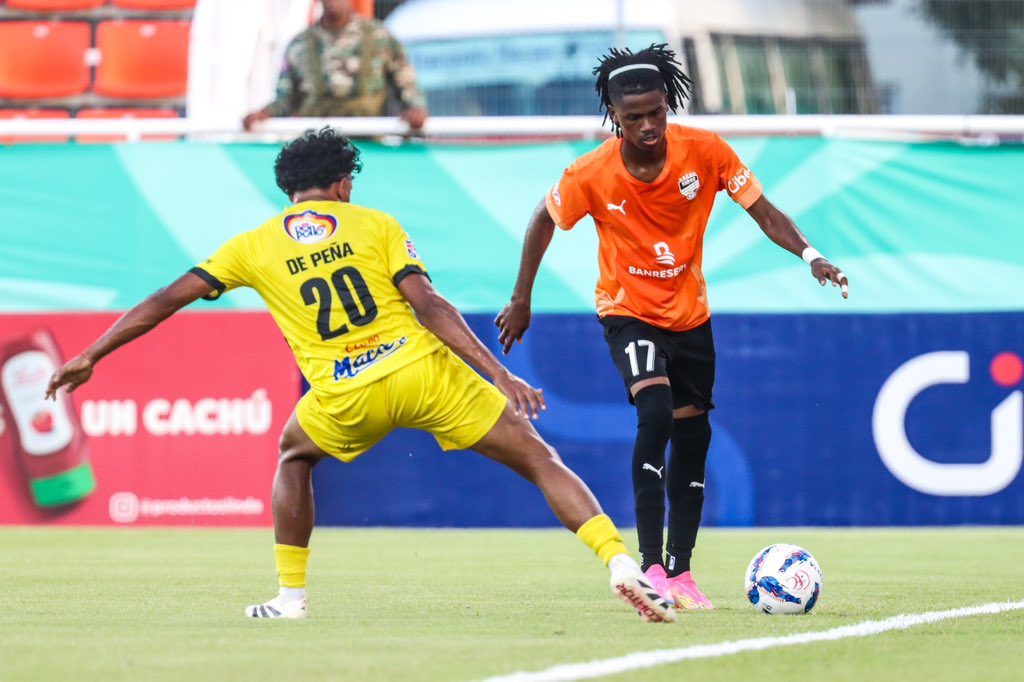 moca-fc-se-impone-0-1- al-cibao-fc-en-apertura-ldf