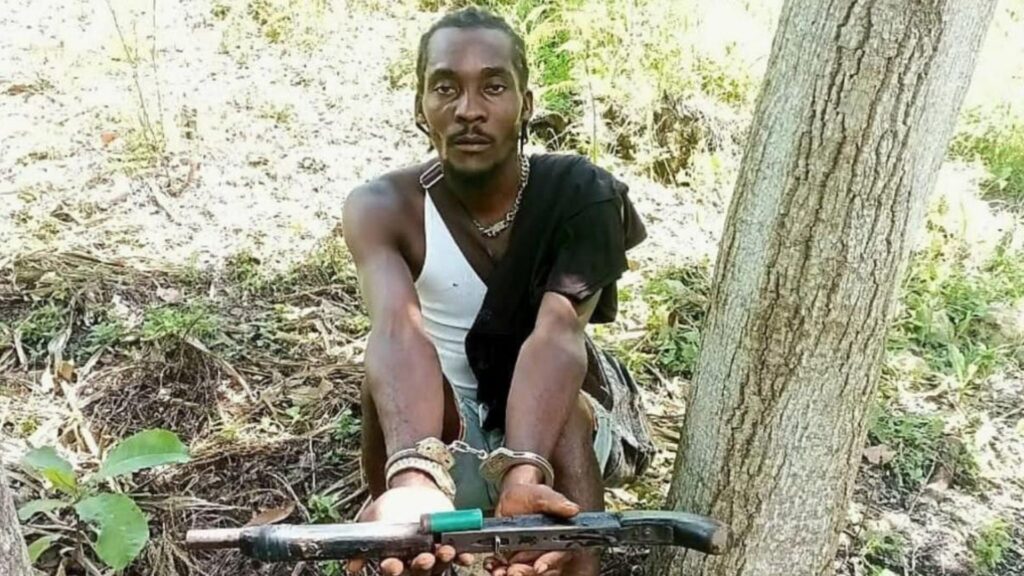 haitiano-que-entro-ilegal-a-rd-con-un-arma-habria-sido-deportado-a-espera-coercion