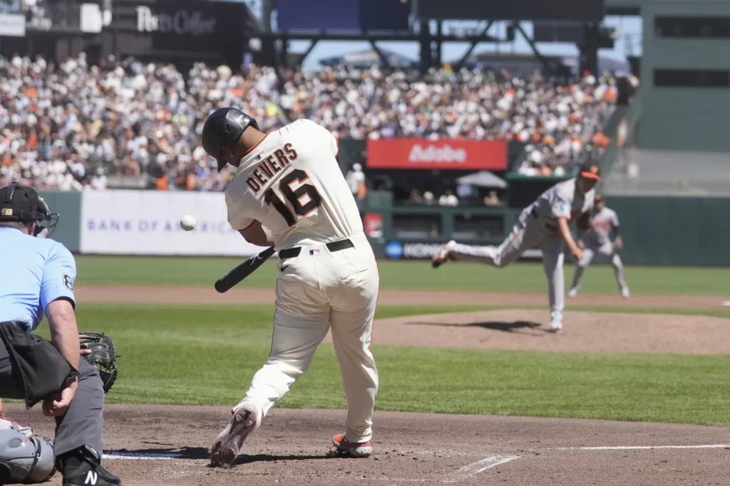 con-hr-y-2b-dever-lidera-a-sf-sobre-orioles.-verlander-alcanza-victoria-265