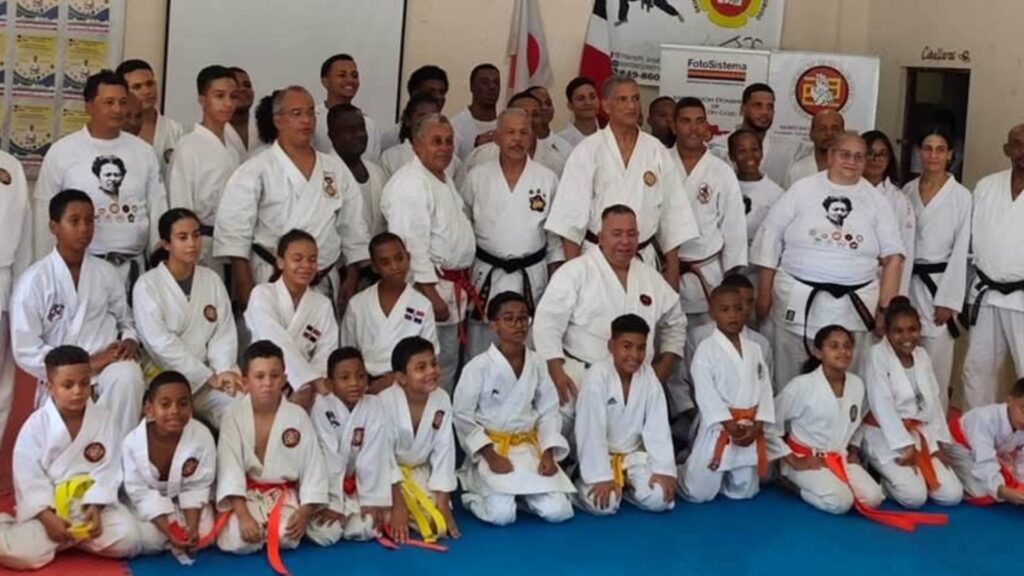 exito-del-primer-congreso-internacional-de-goju‑ryu-en-rd