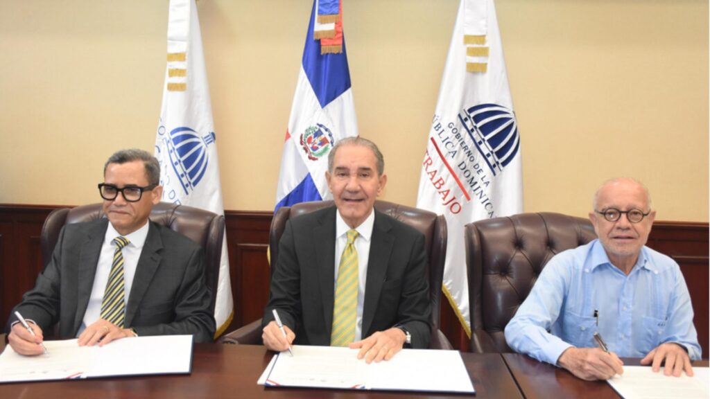 gobierno-y-sector-privado-impulsan-empleo-y-capacitacion-en-region-este-para-el-turismo