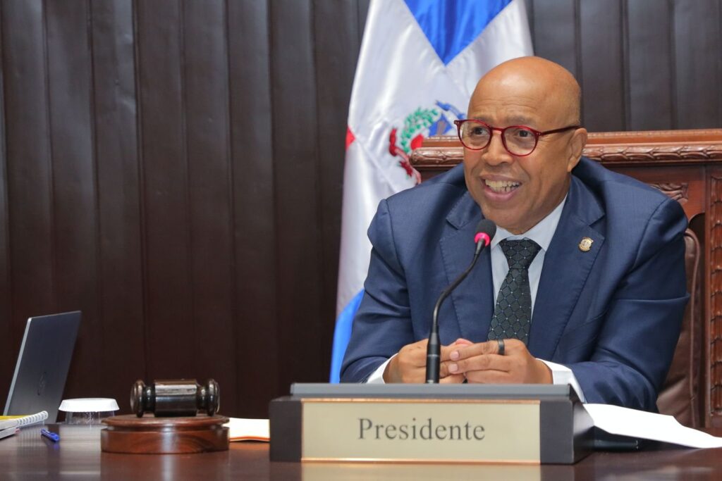 diputados-aprueban-aumento-de-mas-de-rd$10,600-millones-en-deuda-publica