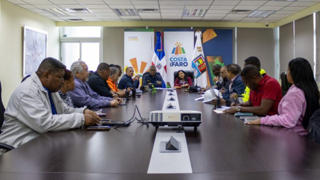 activan-comite-de-emergencia-en-sde-ante-alerta-por-vaguada