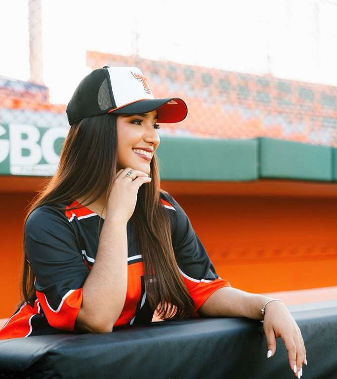 davianny-castro-nombrada-madrina-de-los-toros-2025-26