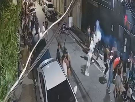 lanzan-bomba-que-hiere-a-joven-en-villa-duarte;-denuncian-abuso