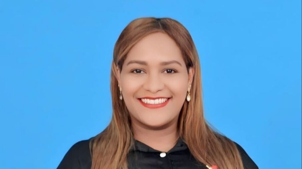 locutores-de-san-cristobal-ratifican-a-luisanna-medina-como-su-presidenta