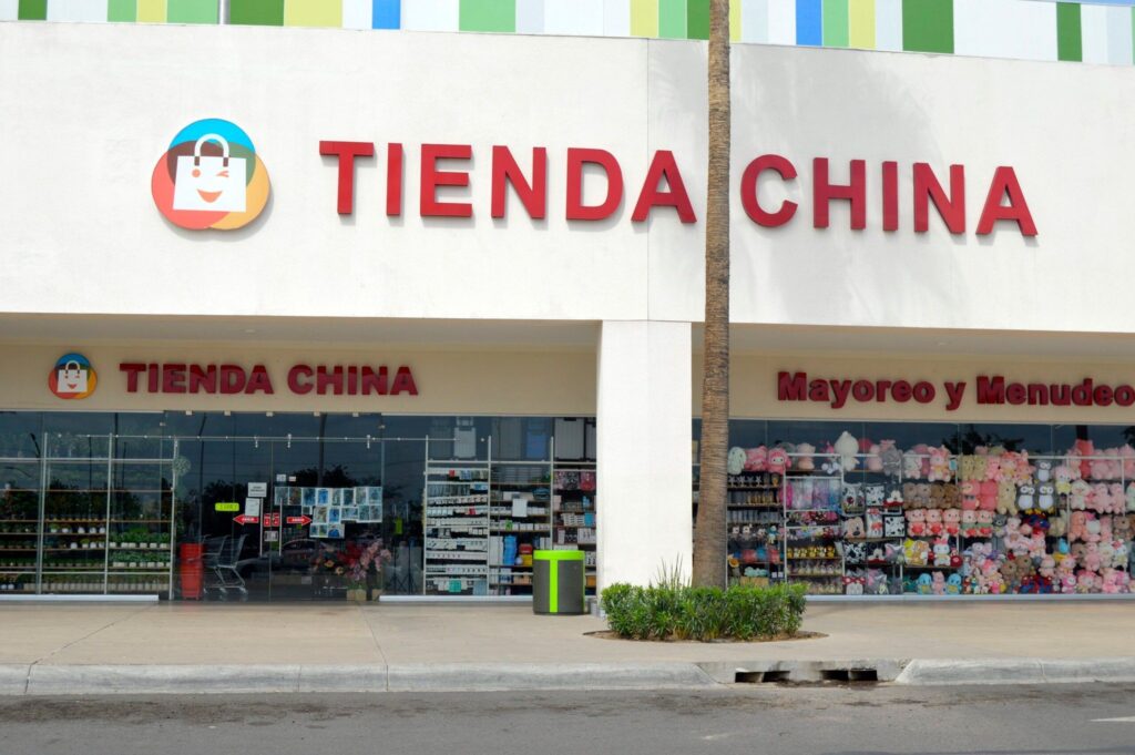 gobierno-afirma-que-trabaja-para-garantizar-competencia-leal-entre-comerciantes-locales-y-extranjeros