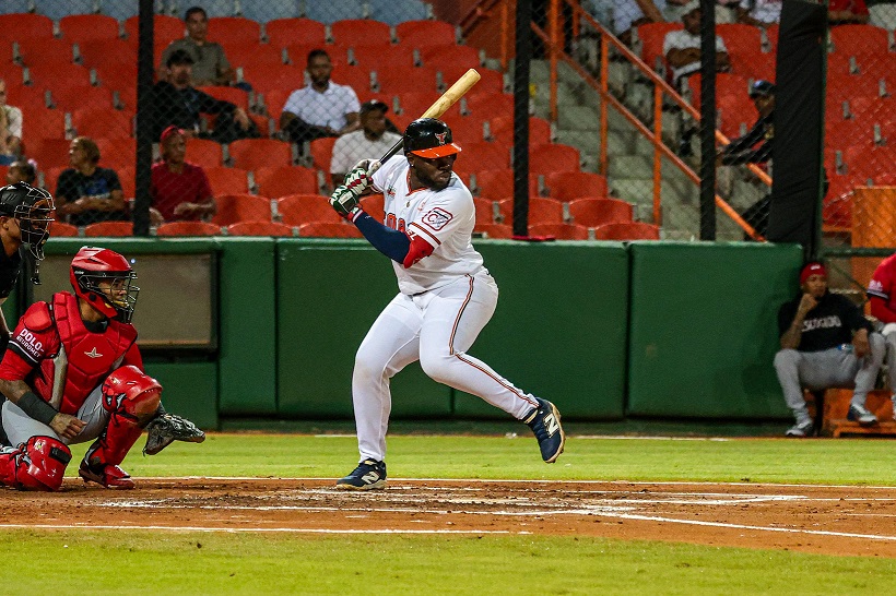 toros-se-imponen-a-leones-con-jonrones-de-noel-y-jimenez
