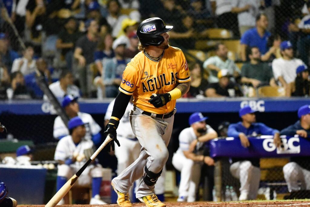 otra-blanqueada-para-los-felinos:-aguilas-ponchan-15,-callan-al-licey-de-nuevo-y-estiran-la-racha-a-cinco
