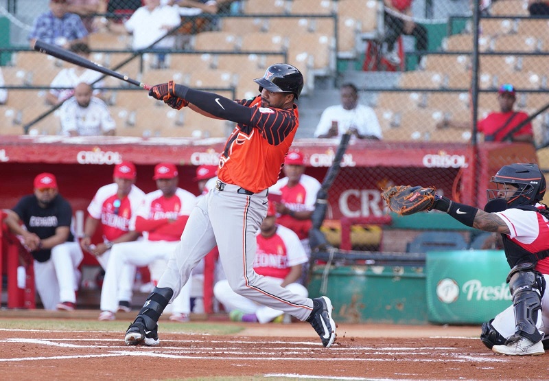 toros-truenan-y-ganan-4o-seguido-con-paliza-al-escogido