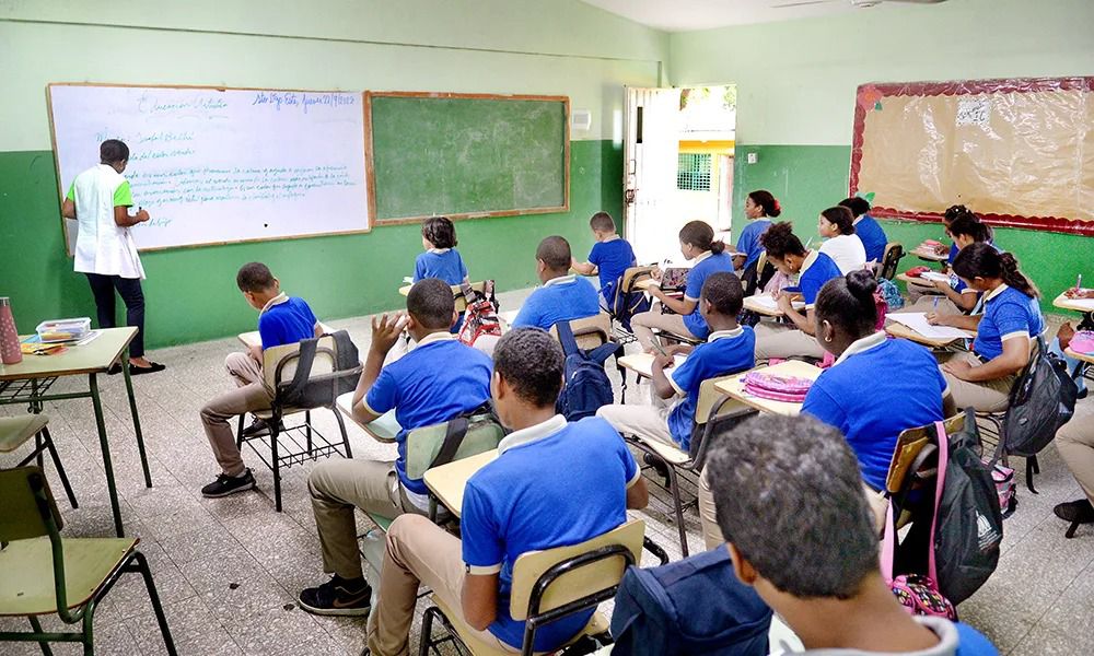 jaime-molina-mota-y-notre-dame-lideran-ranking-educativo-2025-en-rd