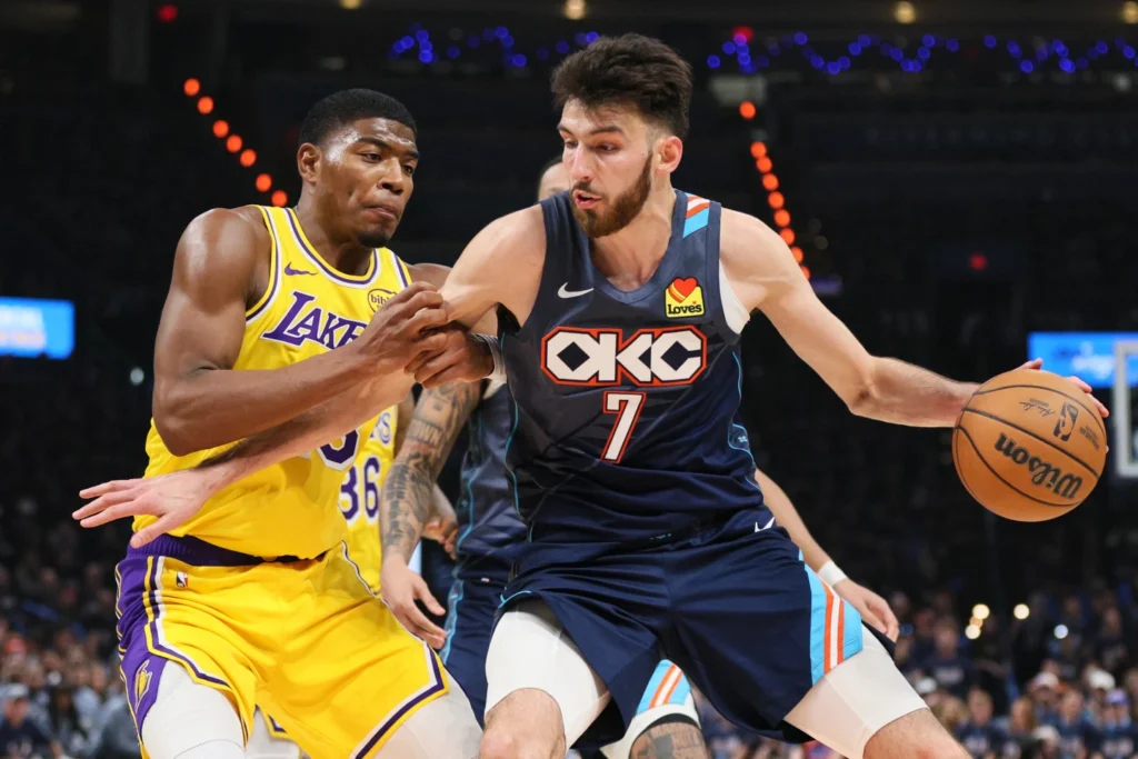 el-thunder-toma-ventaja-de-2-0-sobre-los-lakers,holmgren-y-gilgeous-alexander-los-heroes