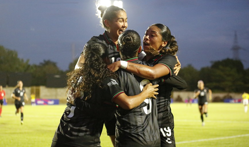 paola-garcia-guia-el-triunfo-de-mexico-sobre-colombia-en-el-estadio-moca-85